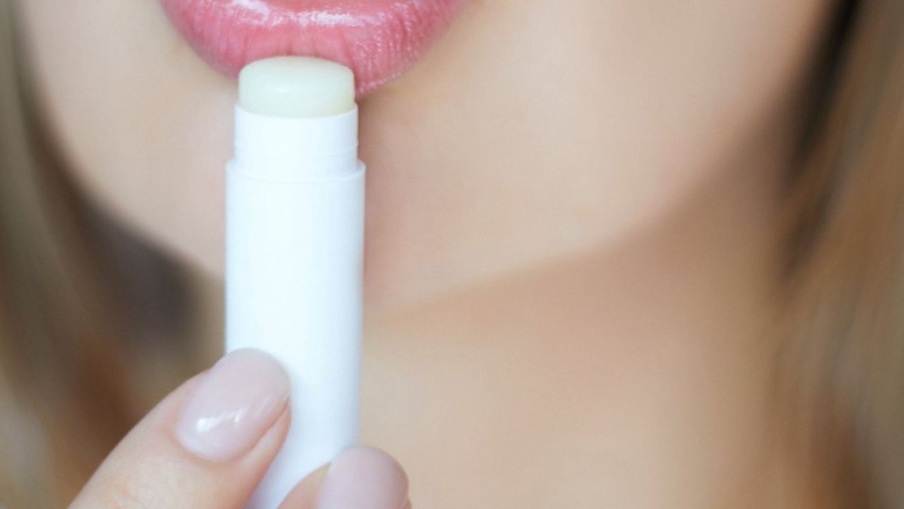Effects of Tube Shape on Lip Balm Wearing and Control
